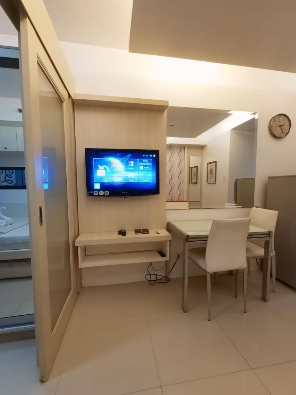 Sea Residences Moa Pasay City - Myra Condotel Exteriér fotografie